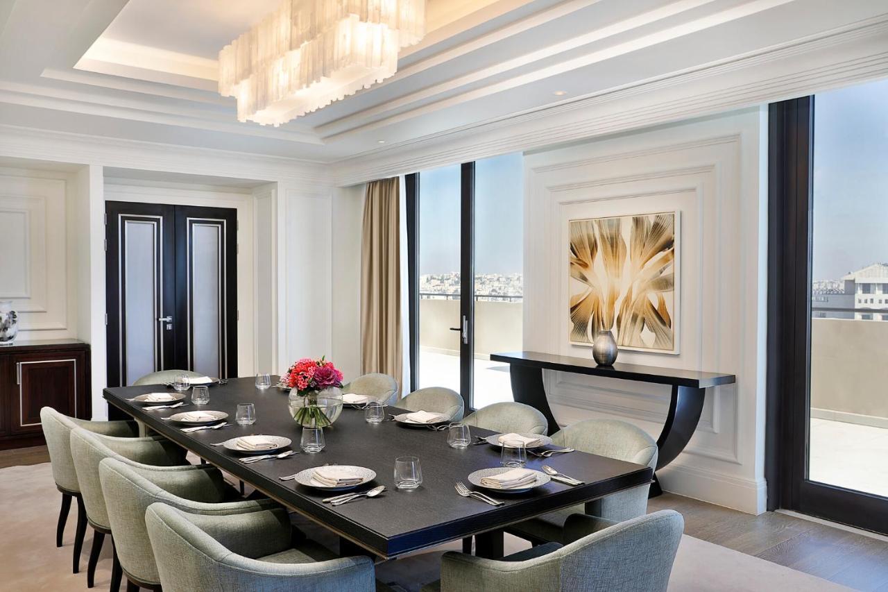 Royal Suite, 1 Bedroom Suite, 1 King, Skyline view, Balcony