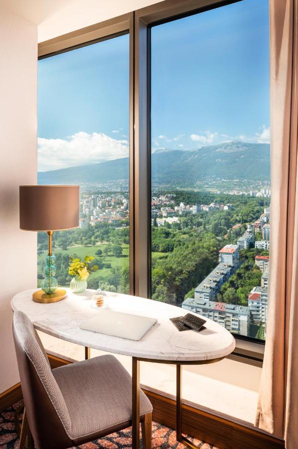 Grand Millennium Suite
