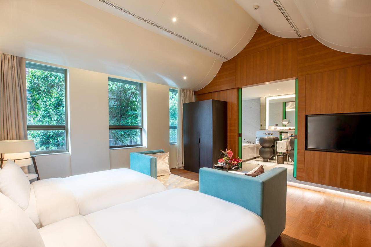 Premier Twin Room