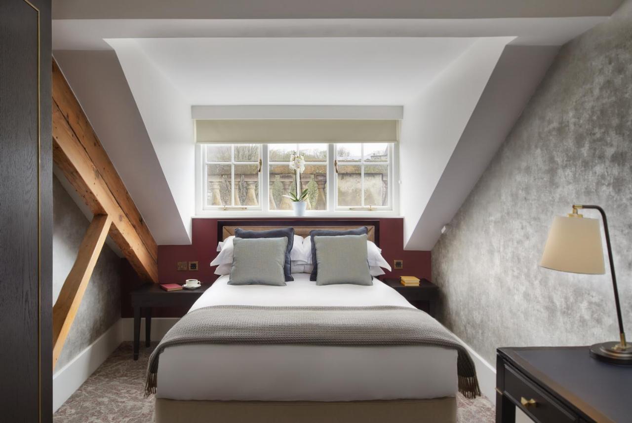 Queen Room,1403990243:JPEG