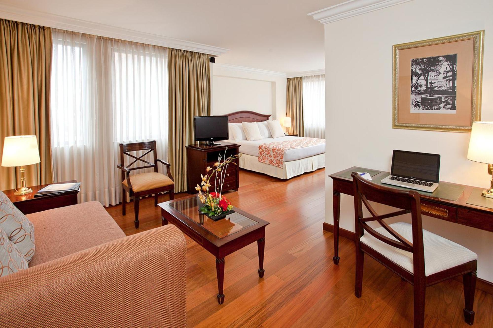 Deluxe Junior Suite