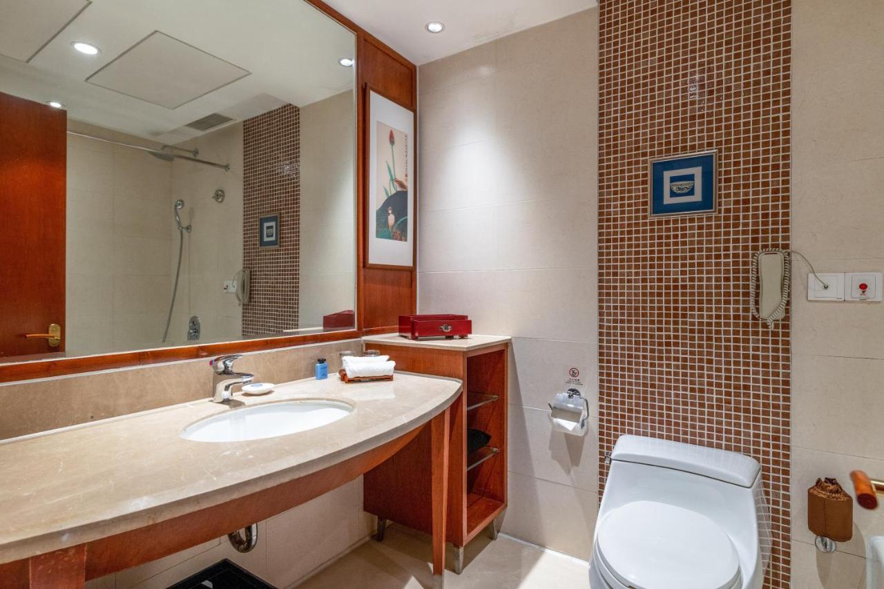 Superior Twin Room with City View