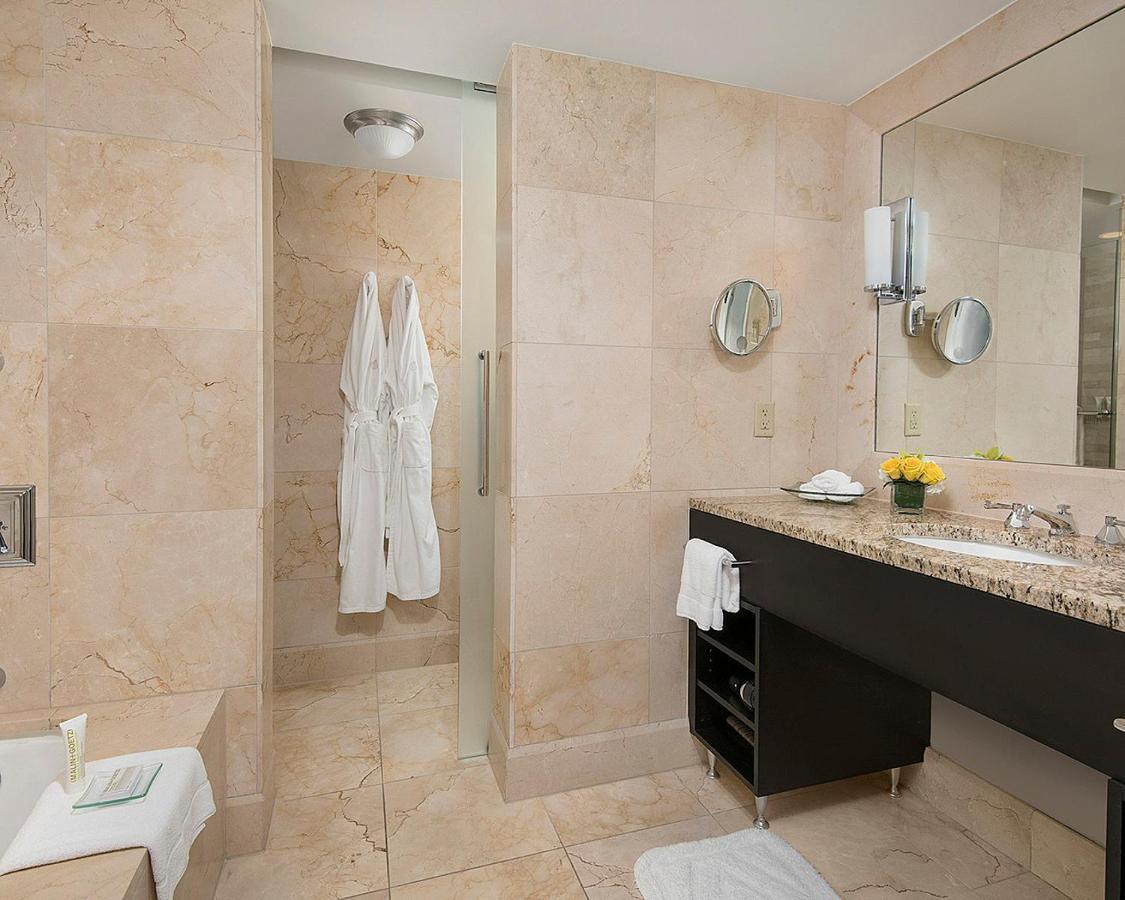 Executive King Suite with City View,1210326301:JPEG