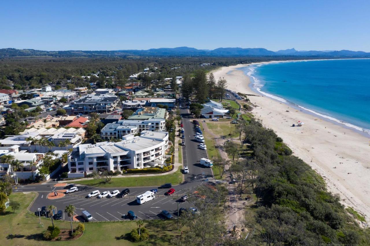 Superior Two-Bedroom Apartment with Ocean View (Apt 15)