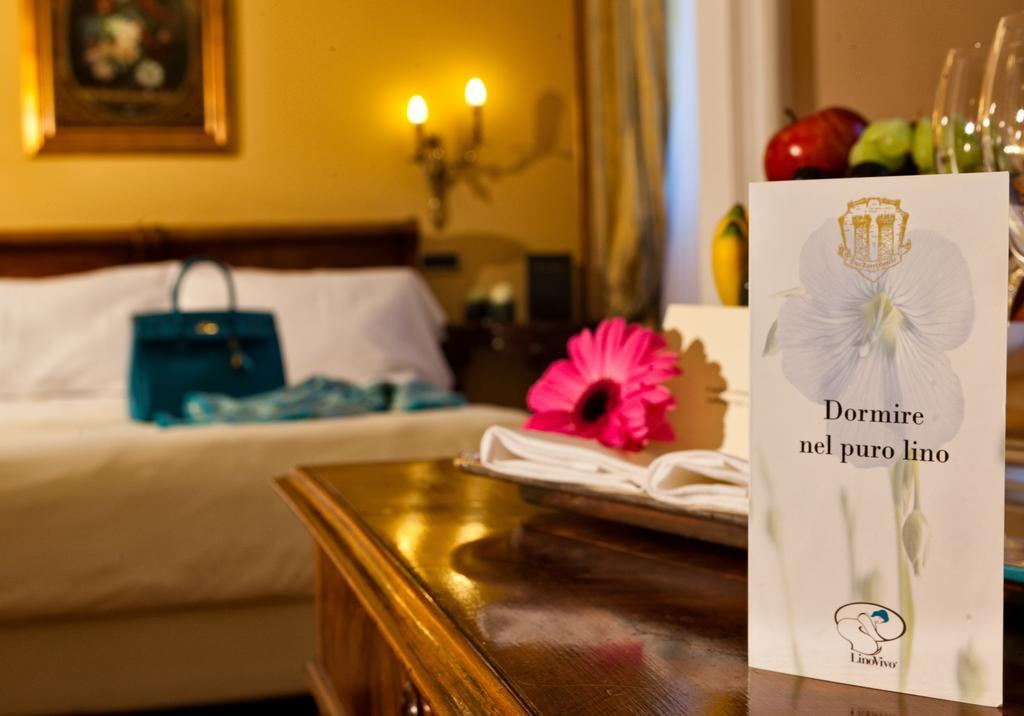 Double or Twin Room,1104049458:JPEG