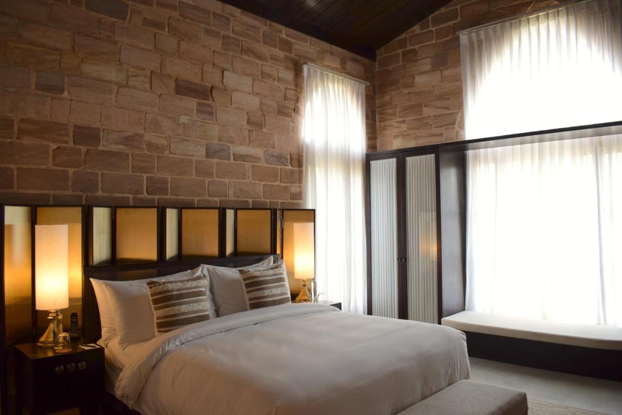 Premier room