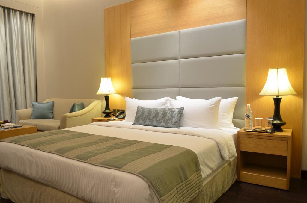 Executive King Room