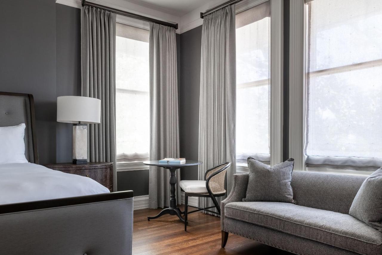 Mansion Room, 1 King Bed,1109553207:JPEG