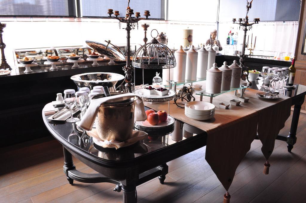 Prestige Deluxe King Room,136259892:JPEG