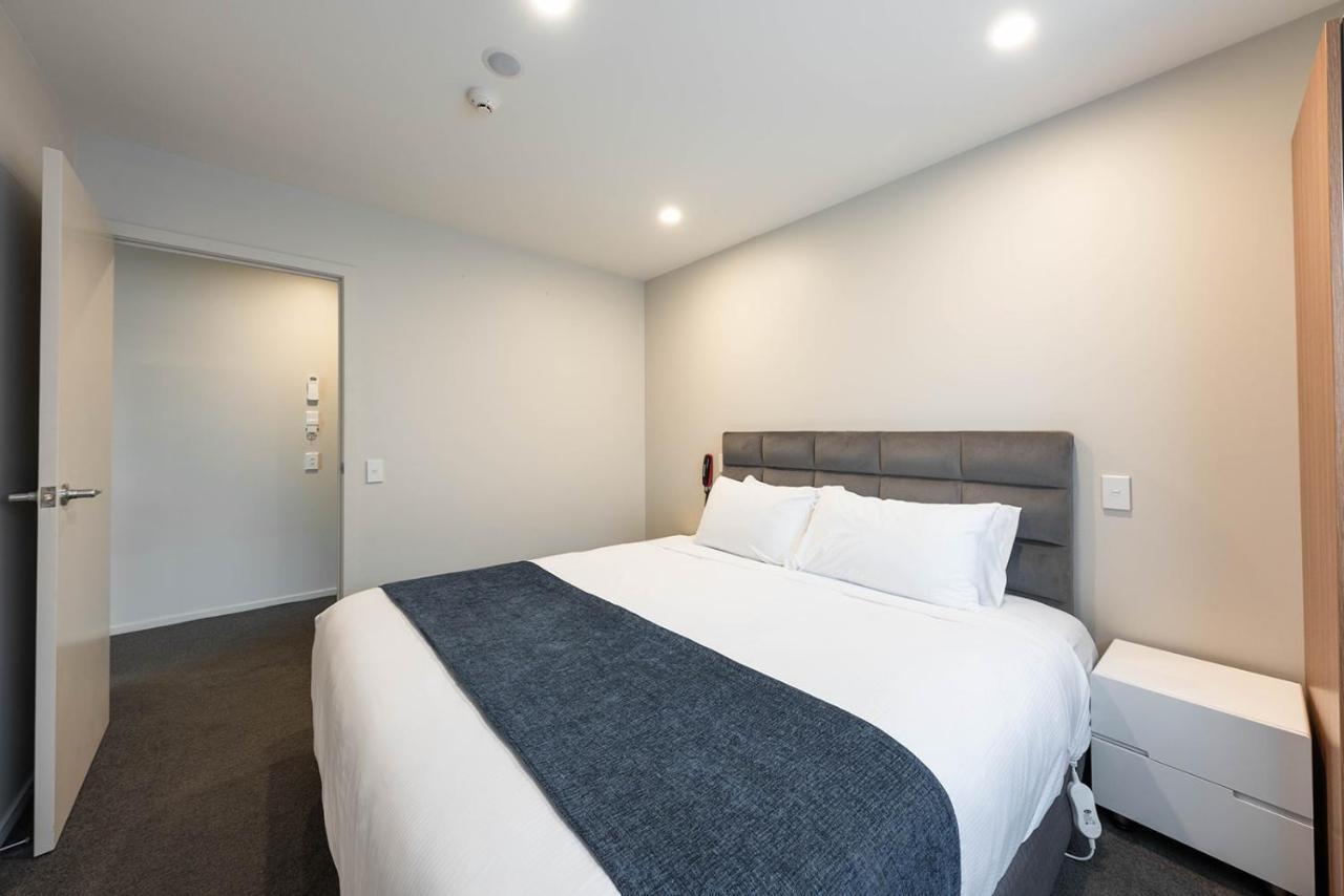 Superior One-Bedroom Suite,1127189502:JPEG