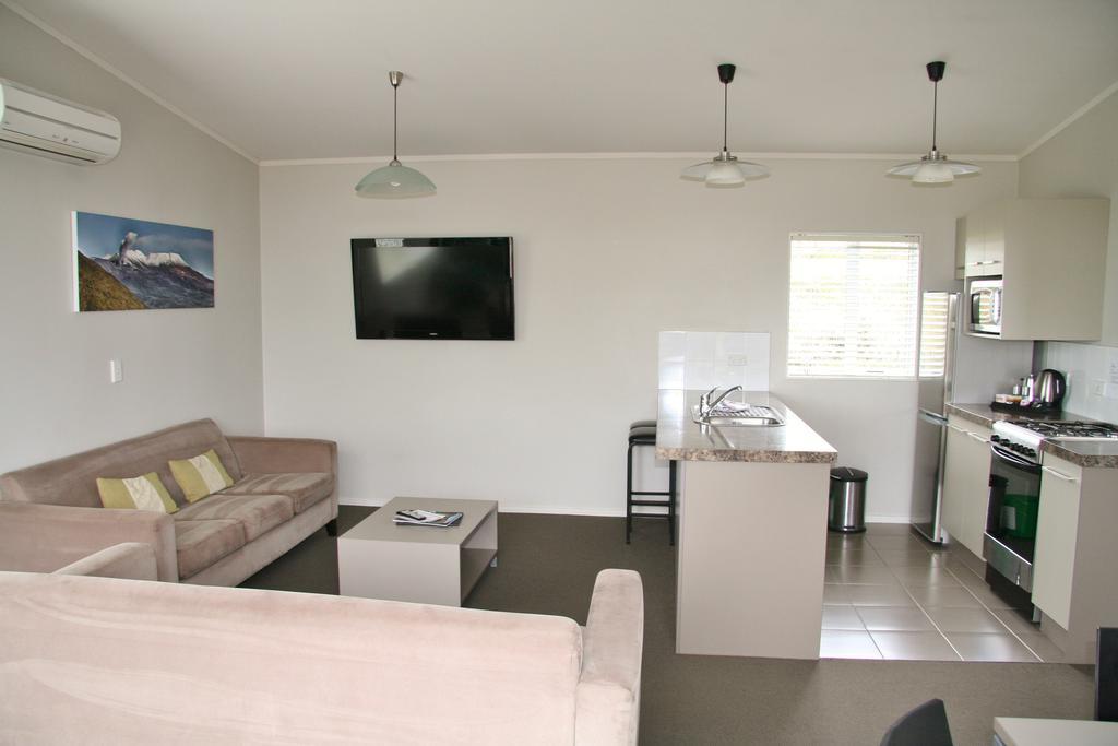 Deluxe Three-Bedroom Chalet