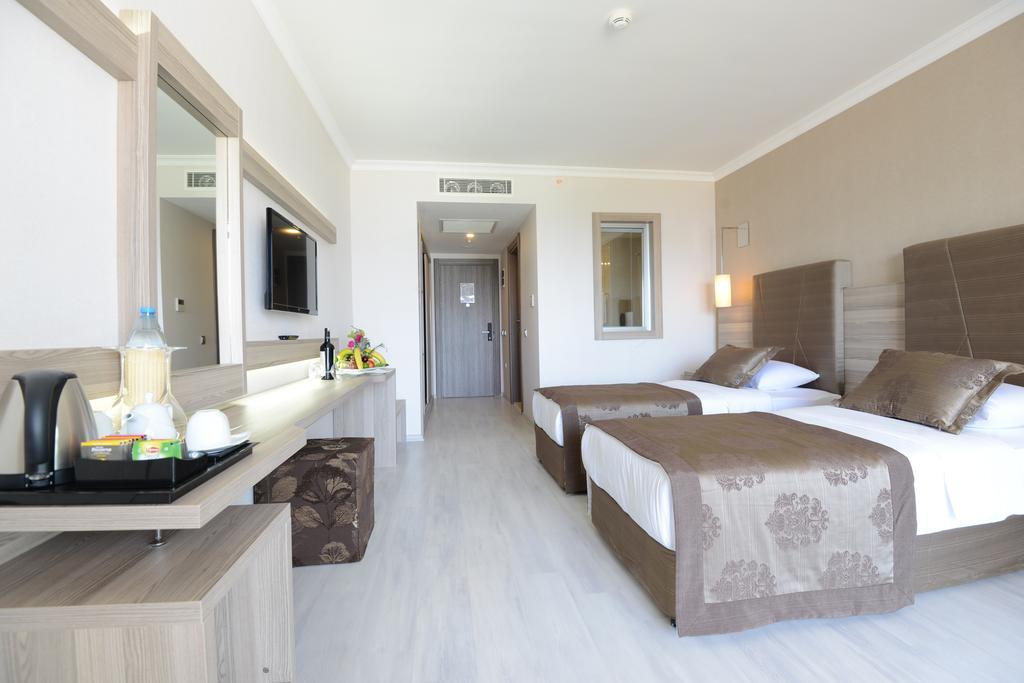 Standard Room with Land View,113194245:JPEG