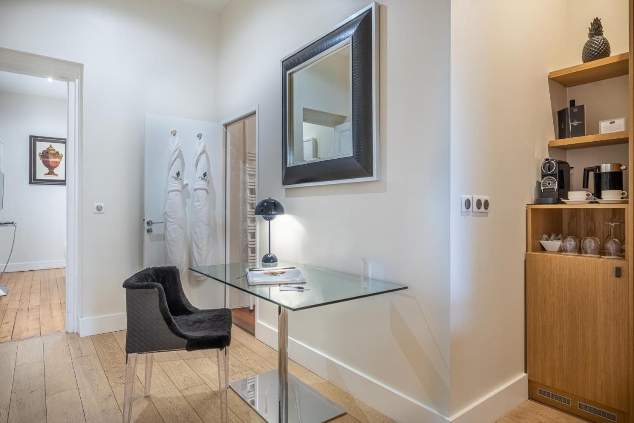 Suite with Terrace and Jacuzzi