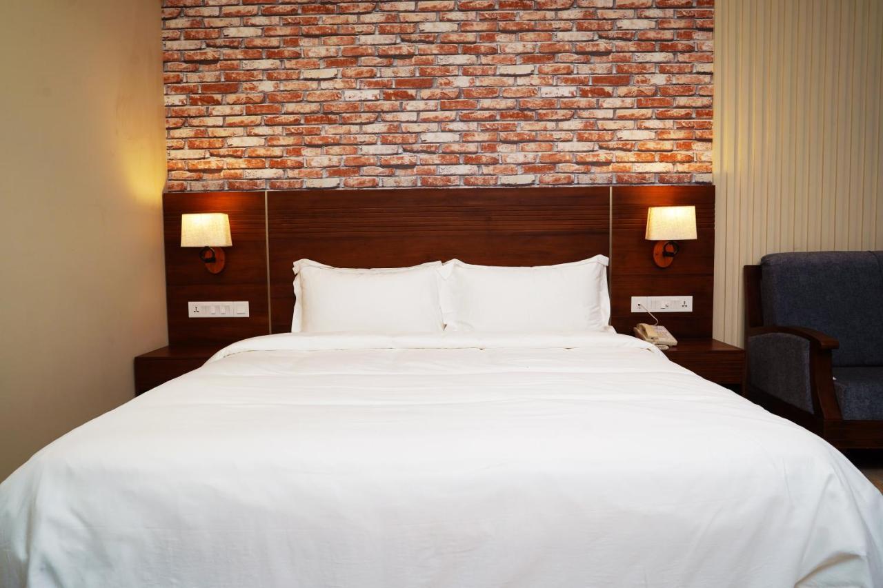 Grove View Melton with 10% discount on Spa,1155278499:JPEG