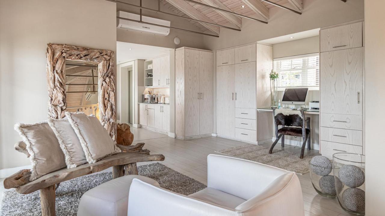 Penthouse Suite with Sea View