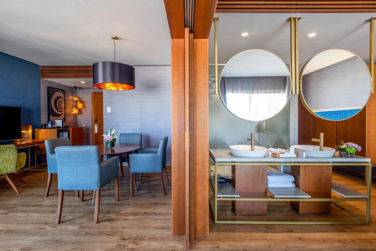 Premium Suite 3 pax,1169284552:JPEG