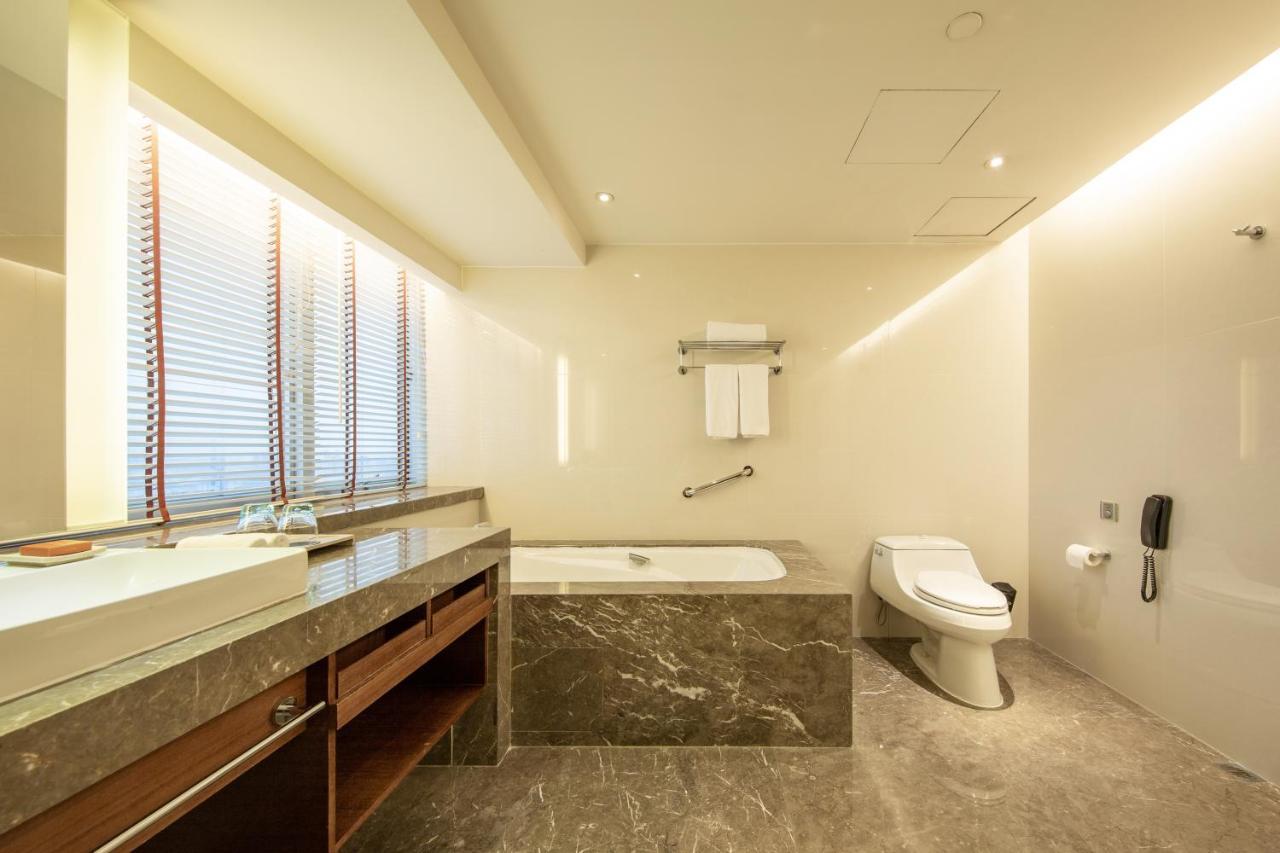 Two-Bedroom Suite with Dining Kitchen