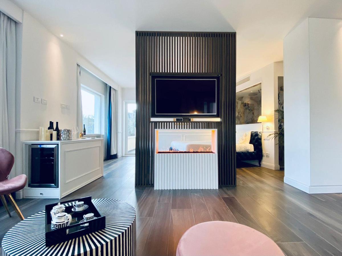 Suite with Balcony
