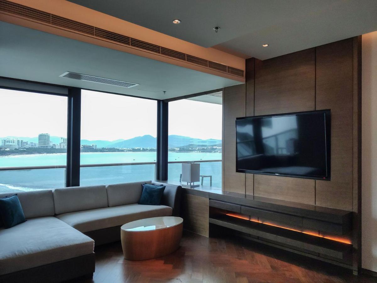 Presidential Suite, Executive lounge access, 1 King, Balcony