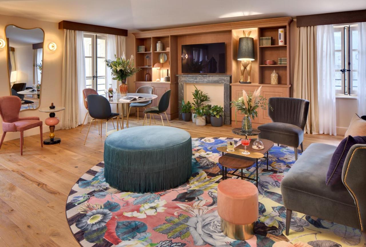 Suite with City View