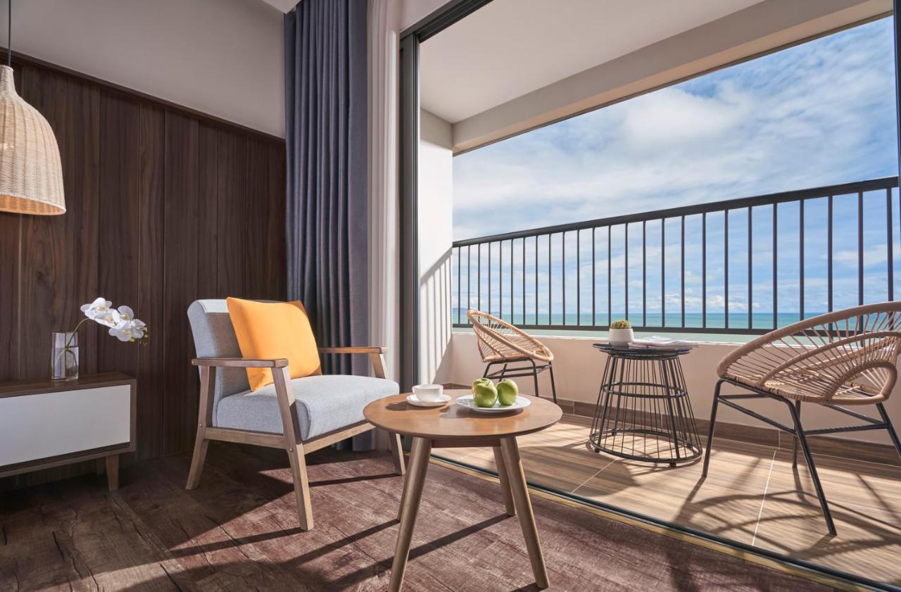 Deluxe King Ocean View,1200508795:JPEG