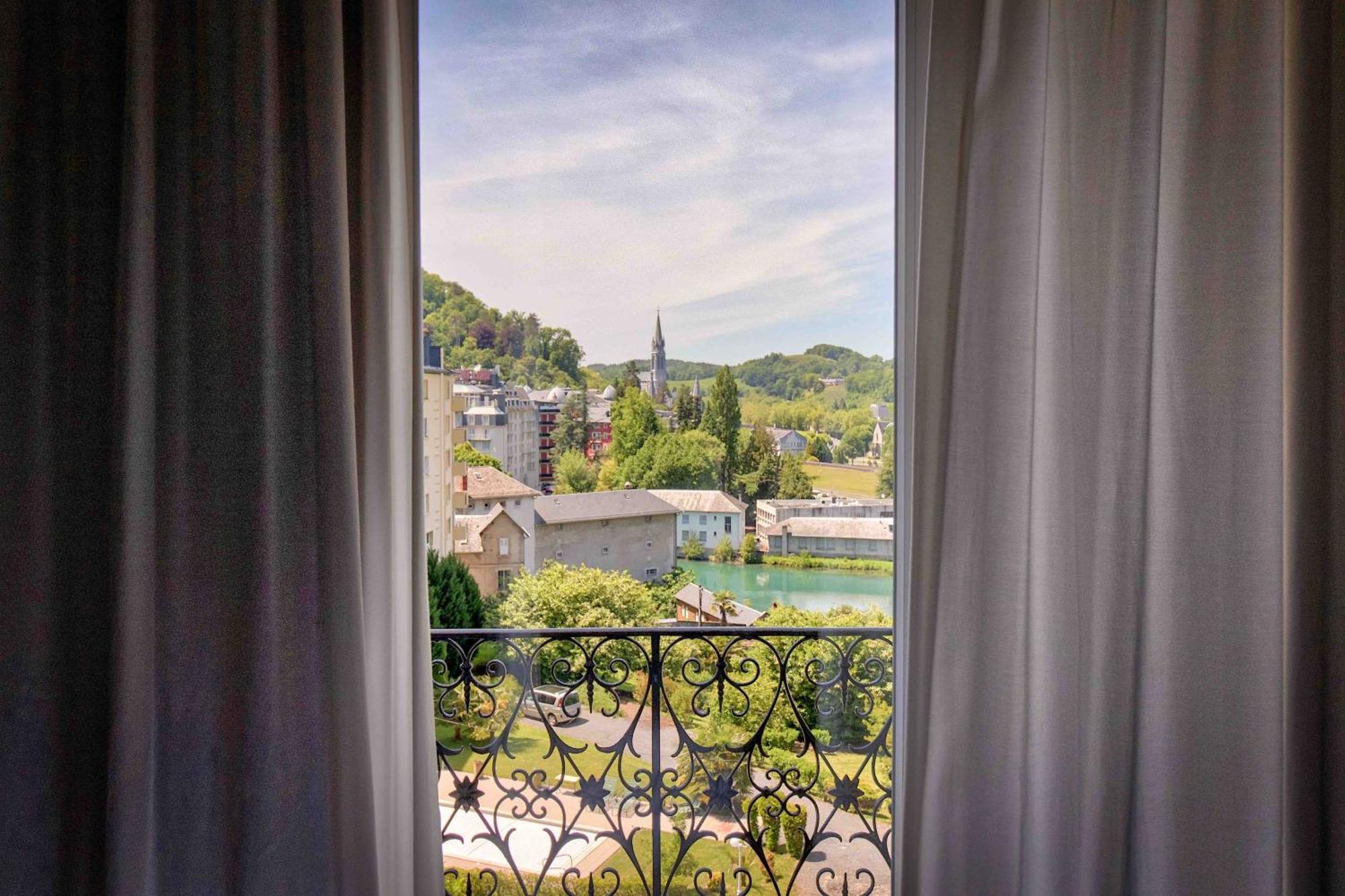 King Room with Balcony, Sanctuary View and Free Spa access,1208513431:JPEG