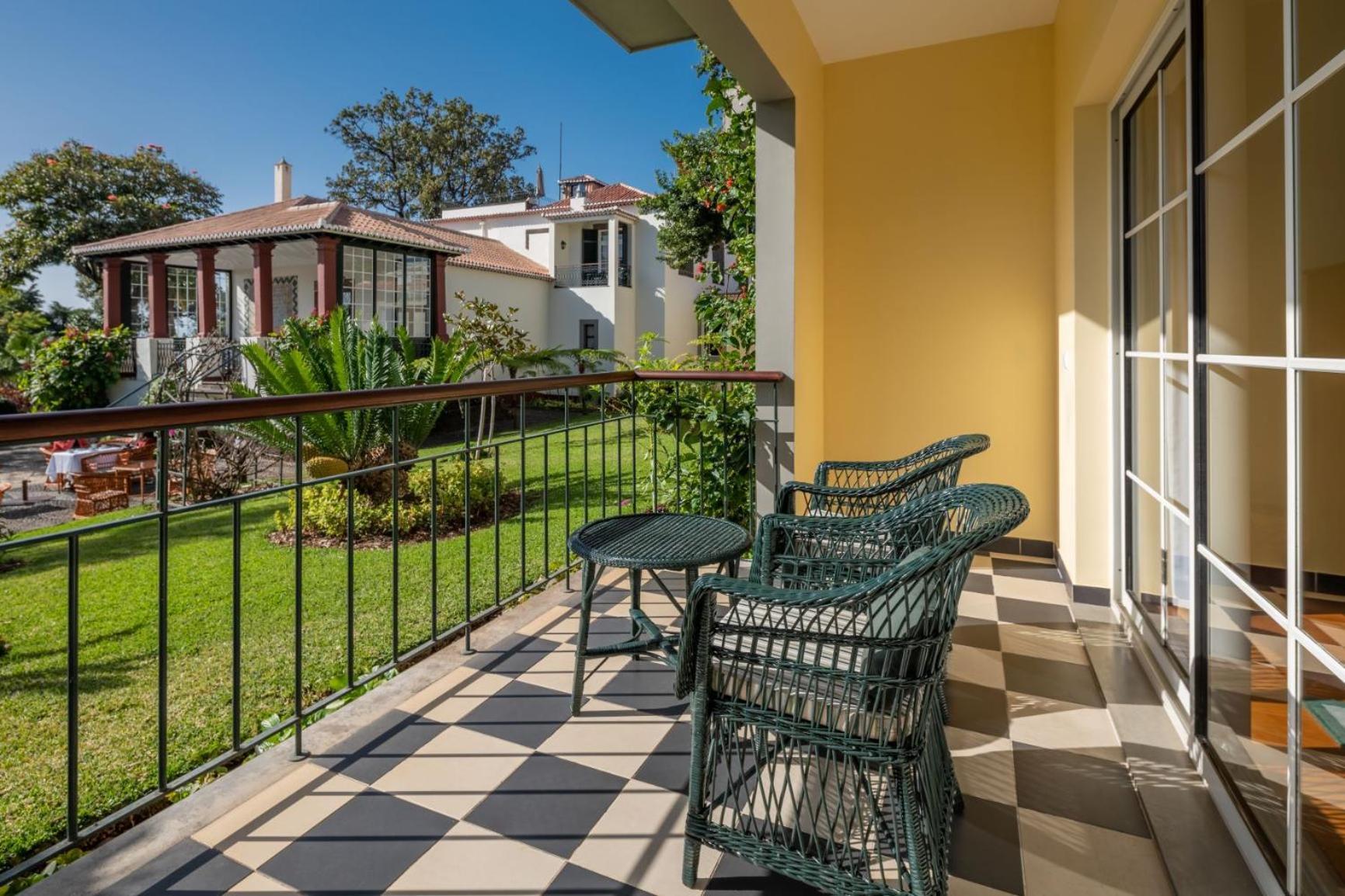Deluxe Garden Room