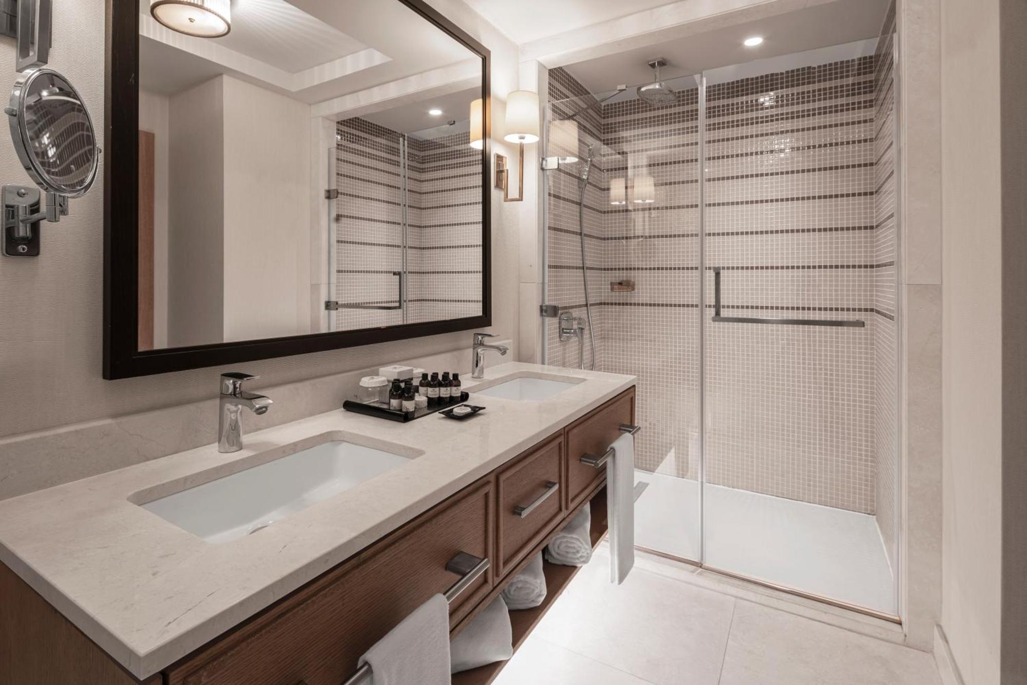 Superior Double Room with Land View