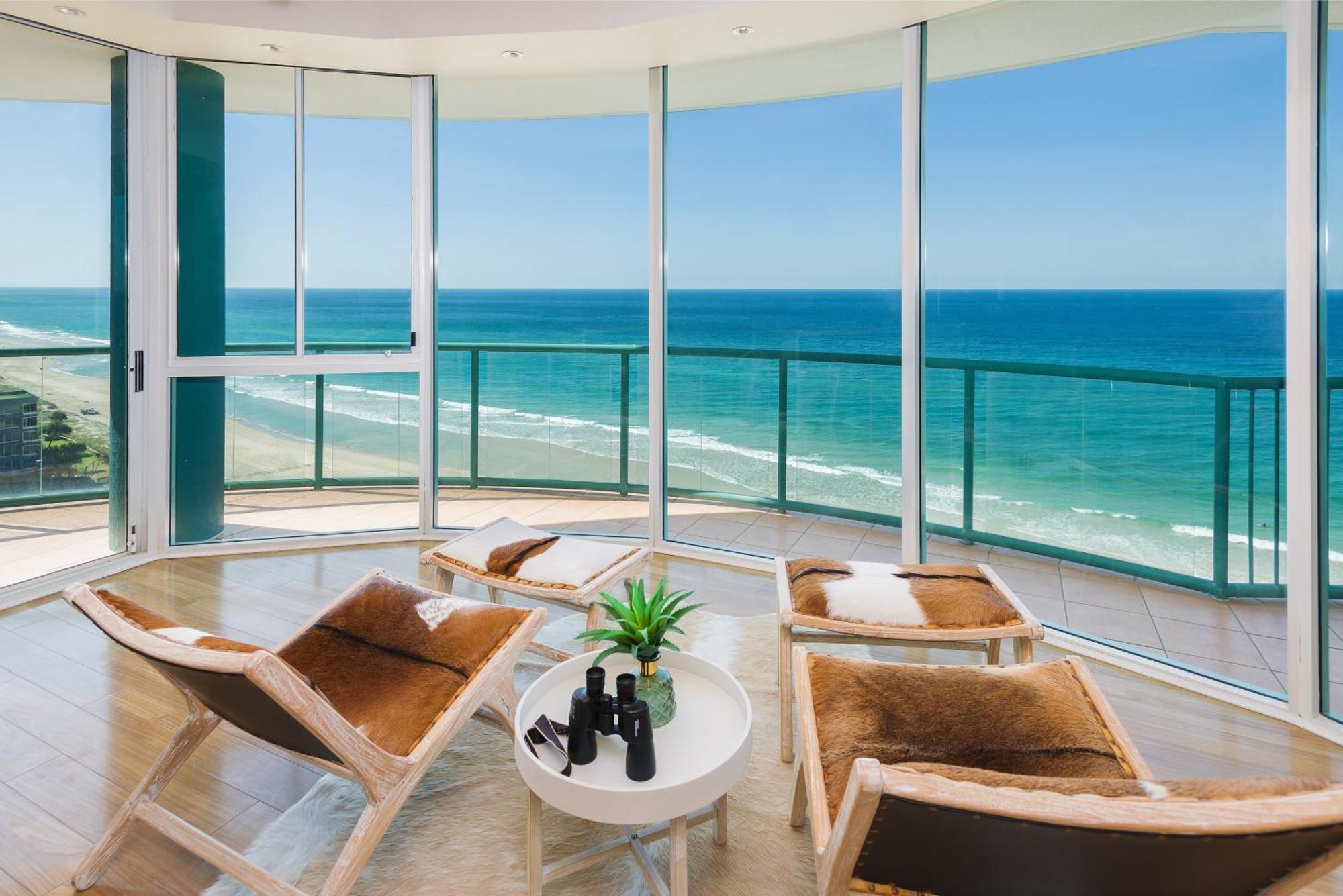 Penthouse Apartment,1212386656:JPEG