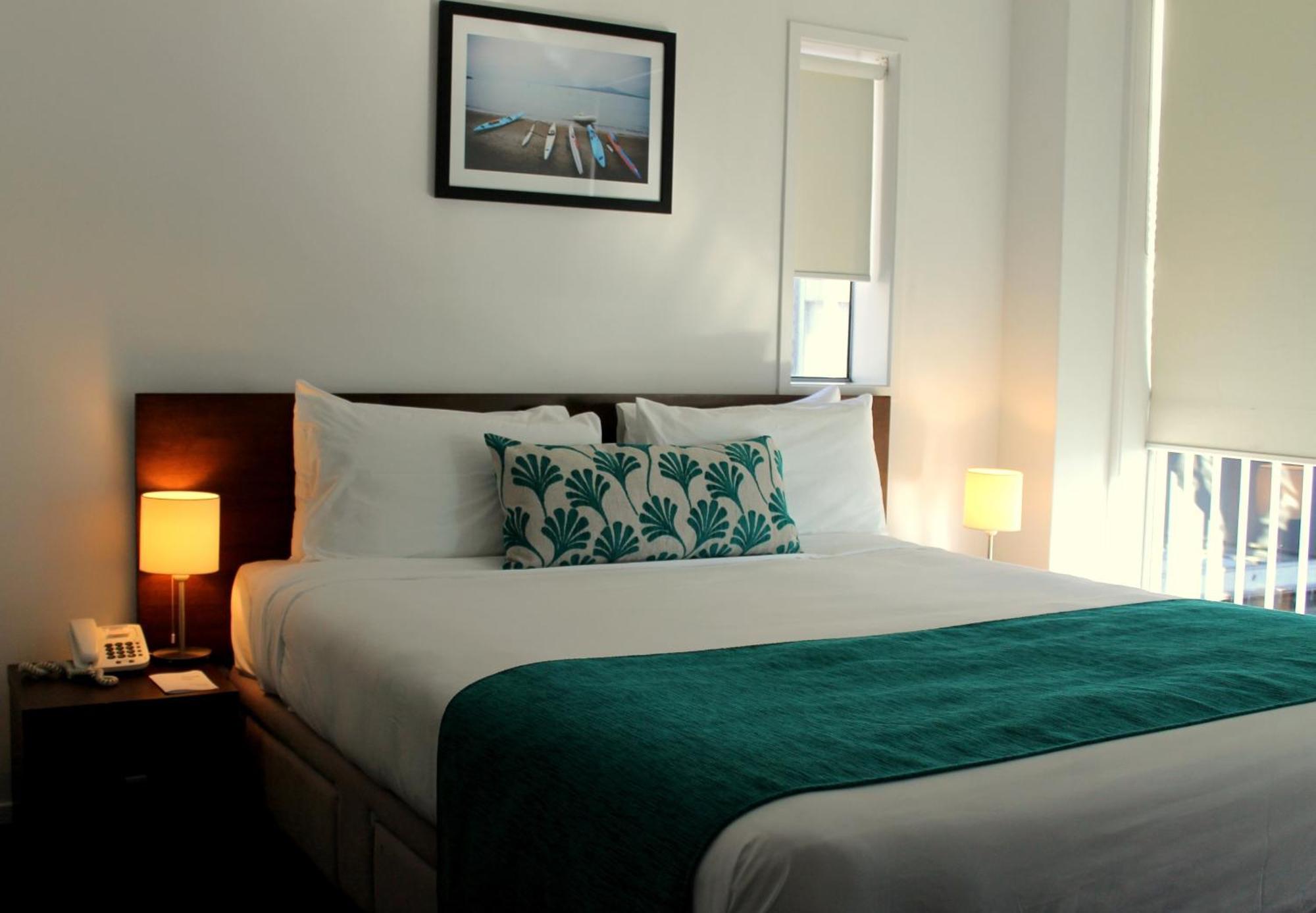 Deluxe One-Bedroom Suite