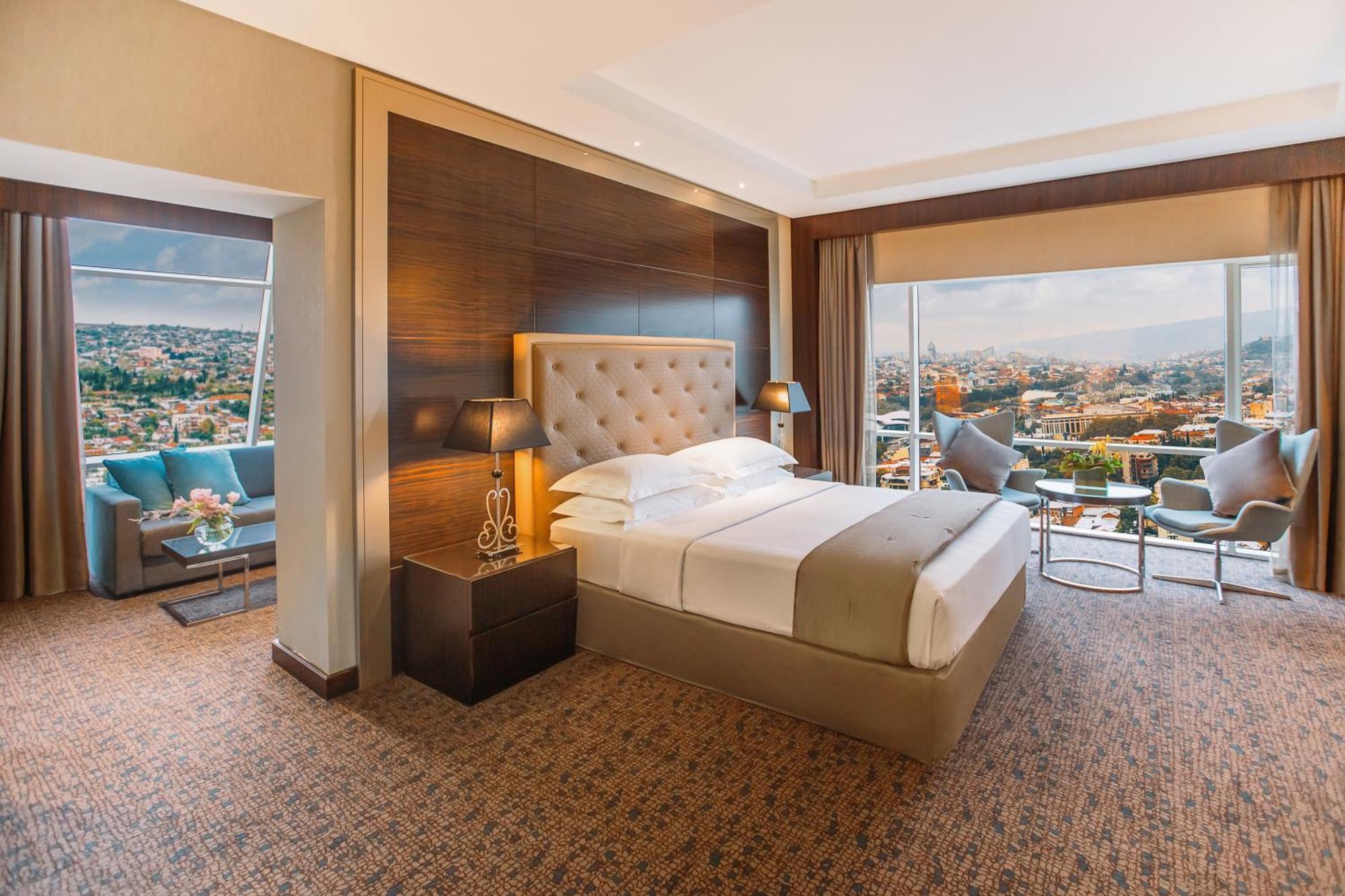 Grand Deluxe Suite,1214386291:JPEG