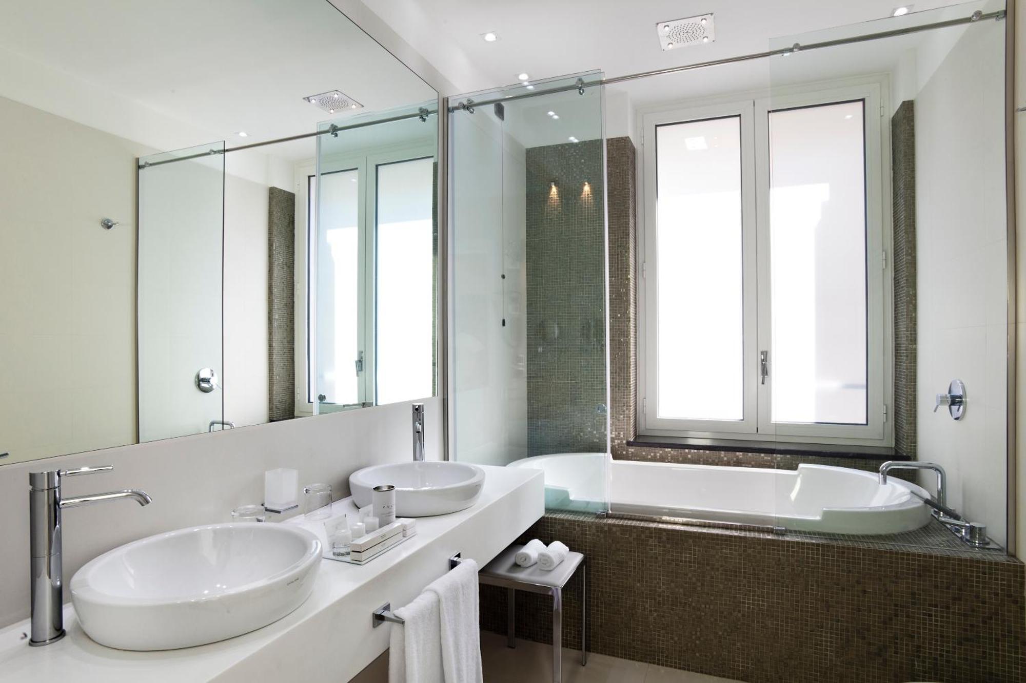 King Suite with Spa Access