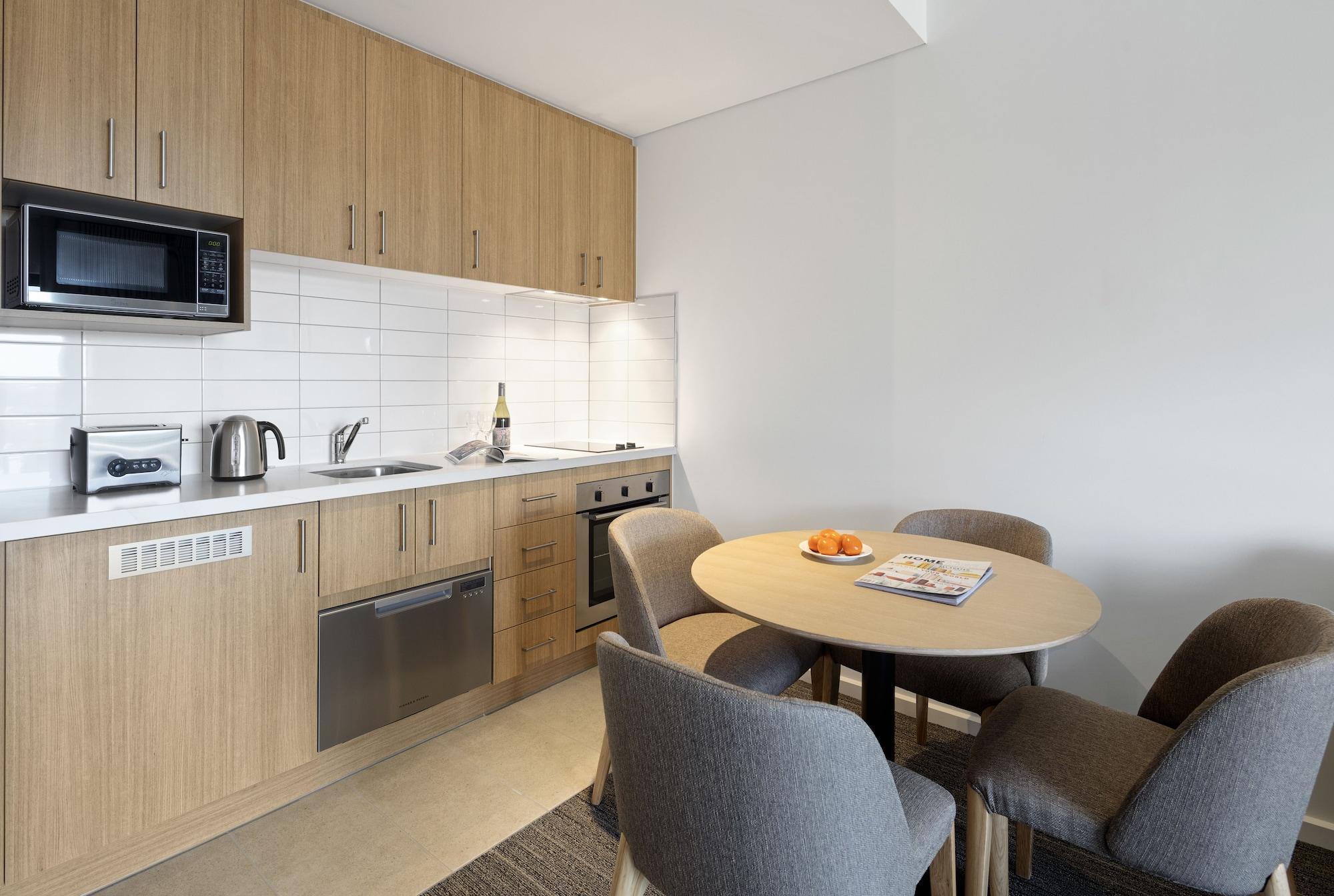 One Bedroom Apartment with Living room - Non Smoking
