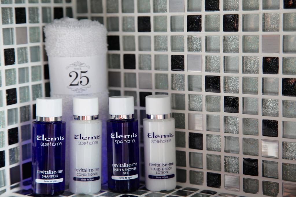 Broadsands Room,122075035:JPEG