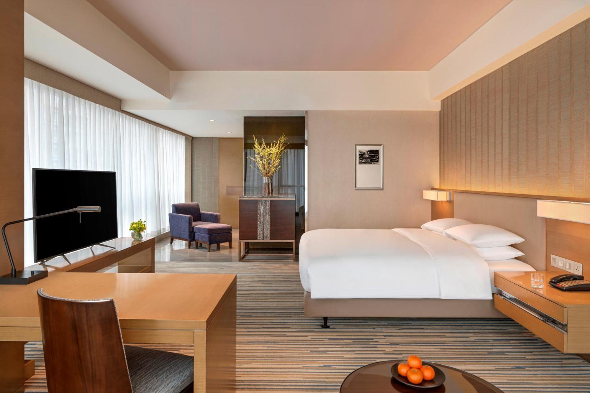 Deluxe King Room - Club Access
