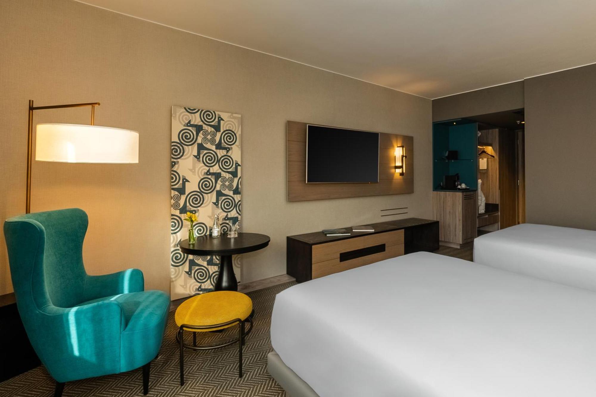 Deluxe Queen Room with Two Queen Beds