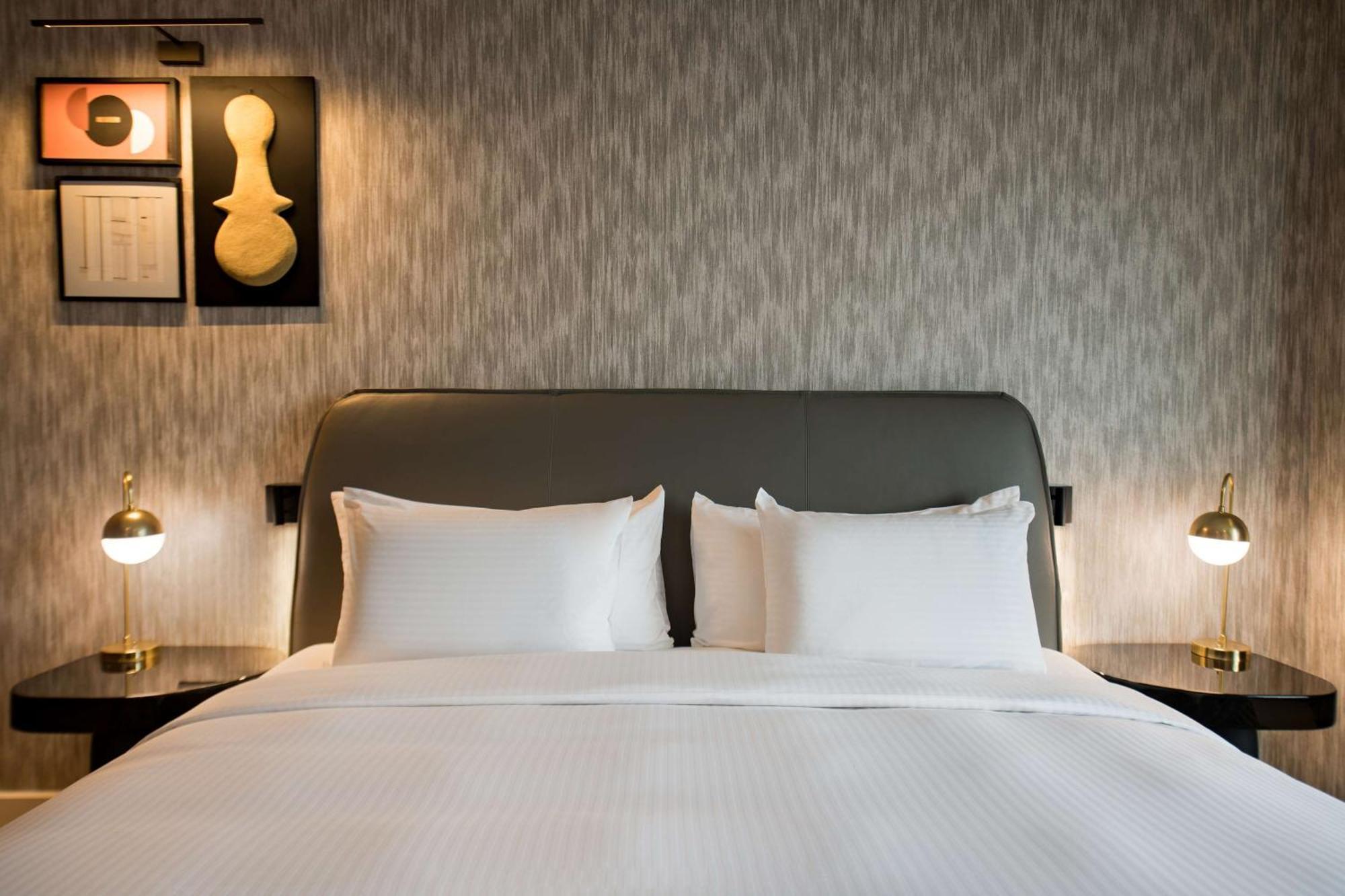Superior Room,1224135706:JPEG