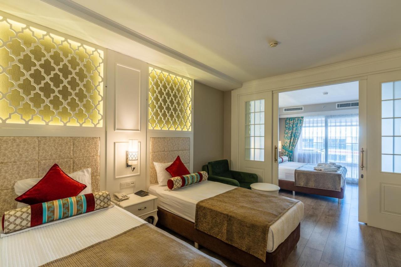 Quadruple Room with Sea View