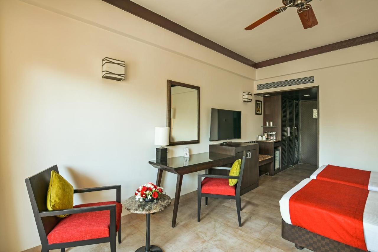 Deluxe Twin with 20% off on Session on Spa , Food & Beverages and complimentary Access to Water Park Rides