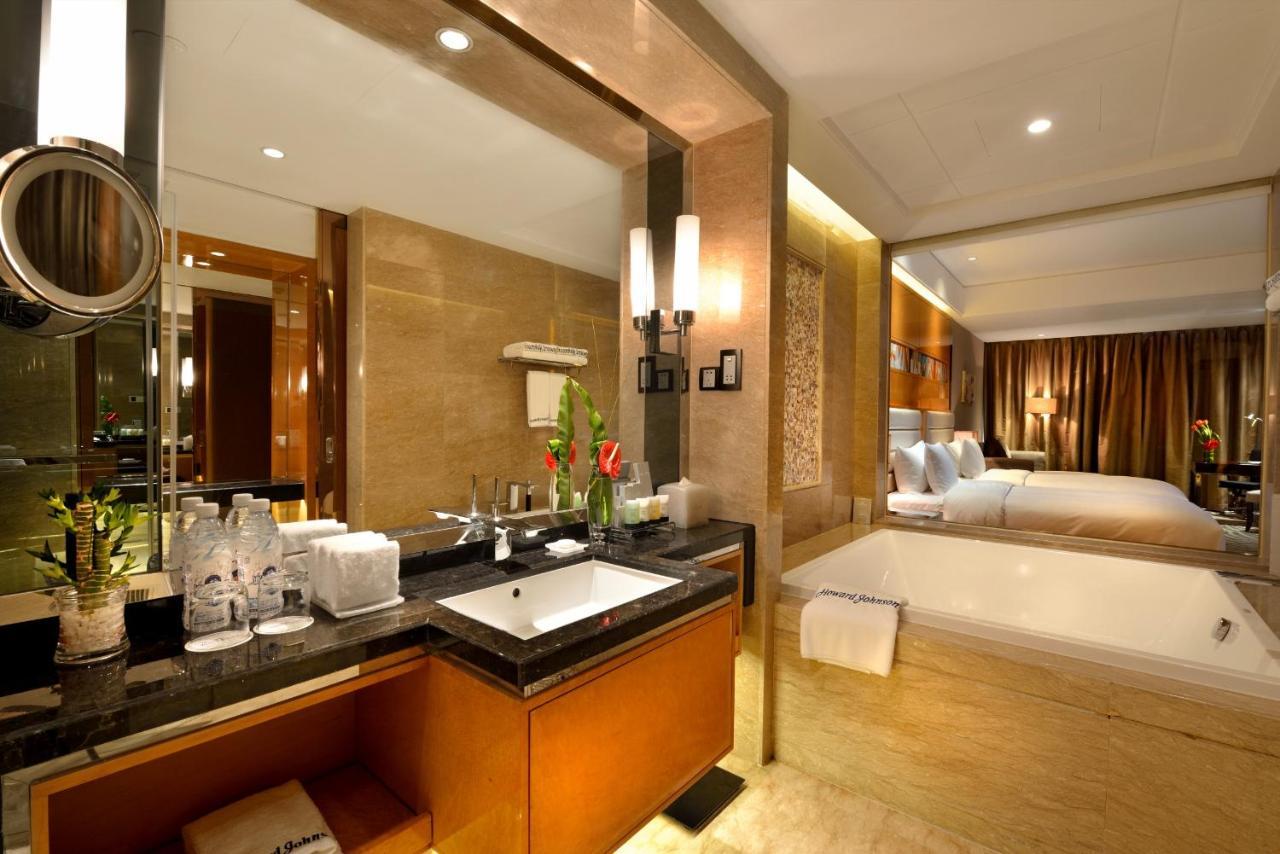 Premier King Room - Smoking