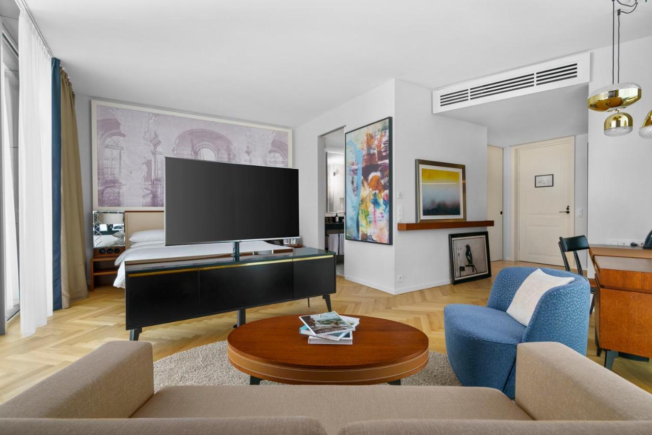 Junior King Suite,1765457873:JPEG
