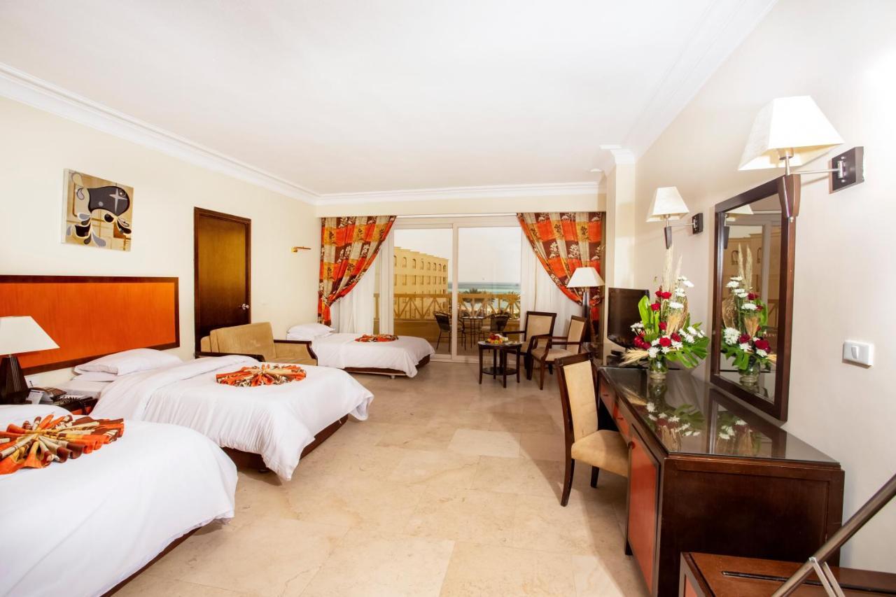 Standard Triple Room with Pool View