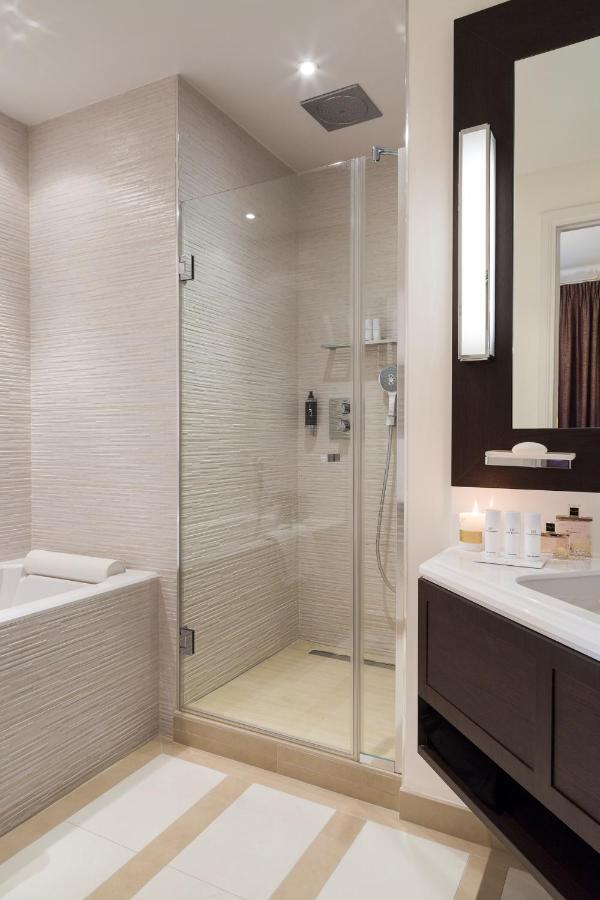 Prestige Room
