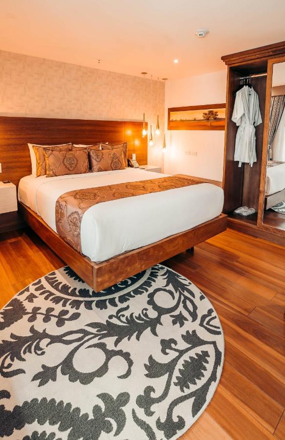 Superior Queen Room