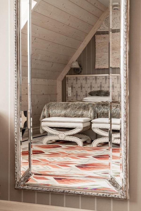 Premiere Single Room