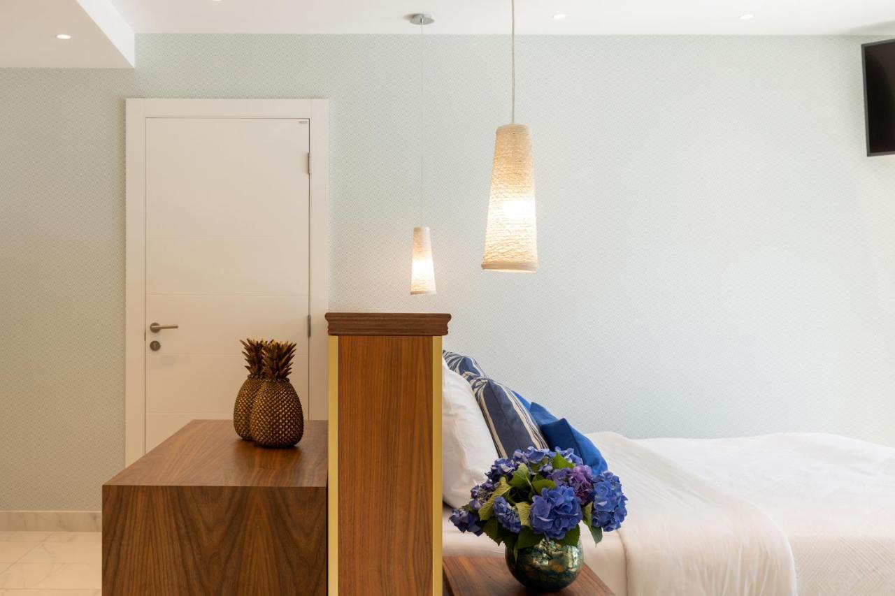 Deluxe Double Room with Sea View,1522629526:JPEG