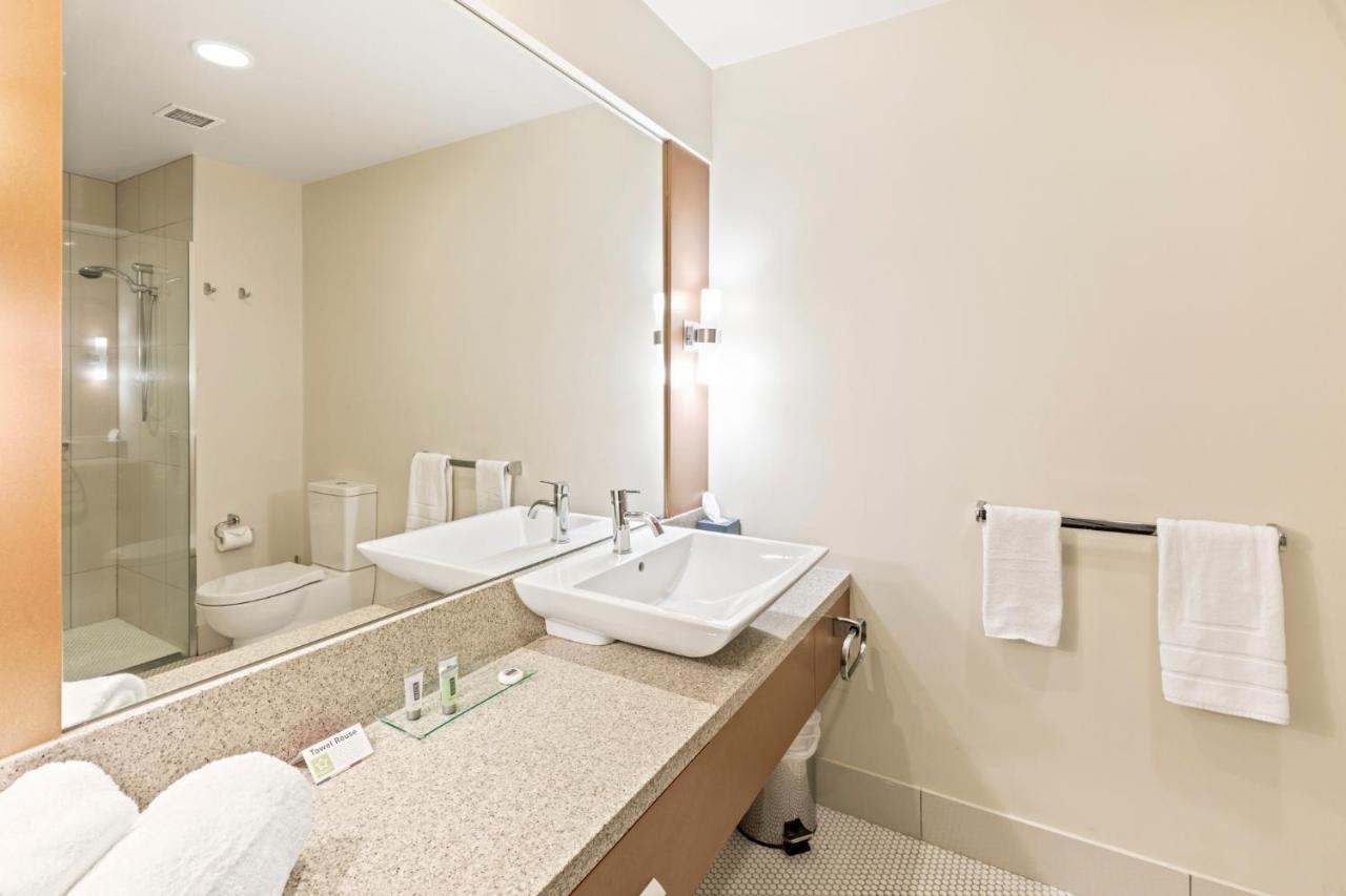 Executive Twin Suite