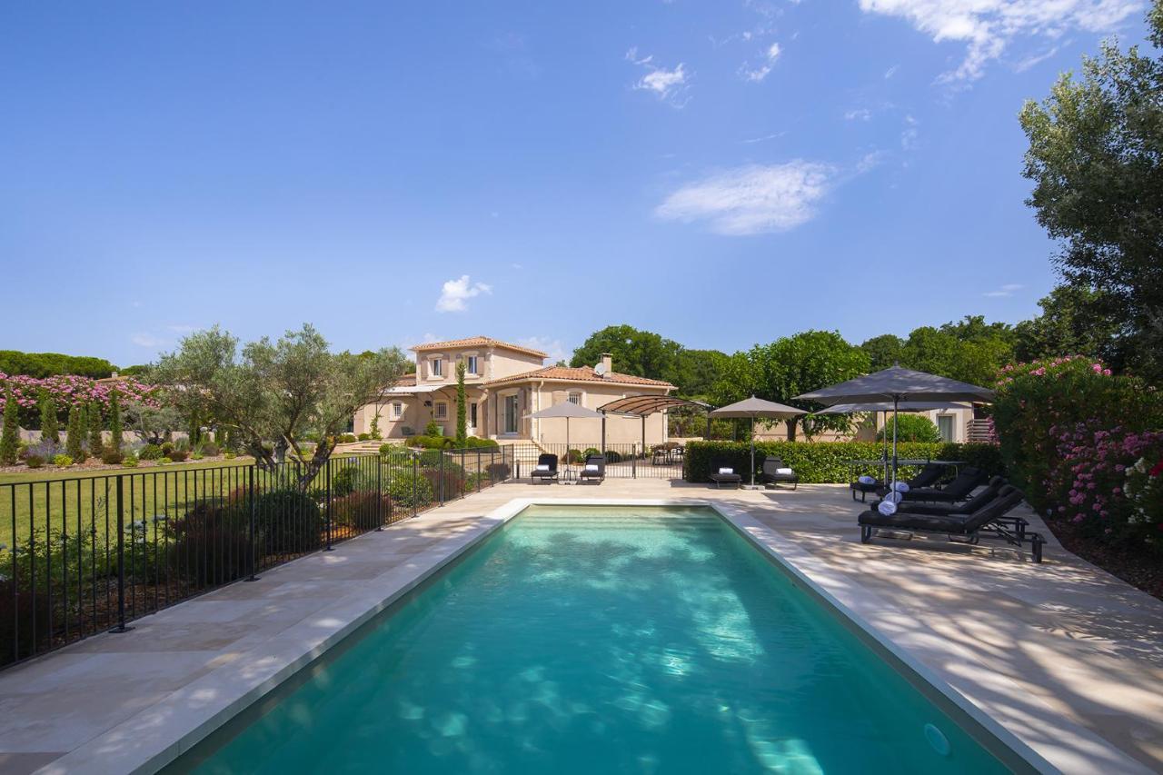 Superior Villa with Heated Pool (except in the winter)