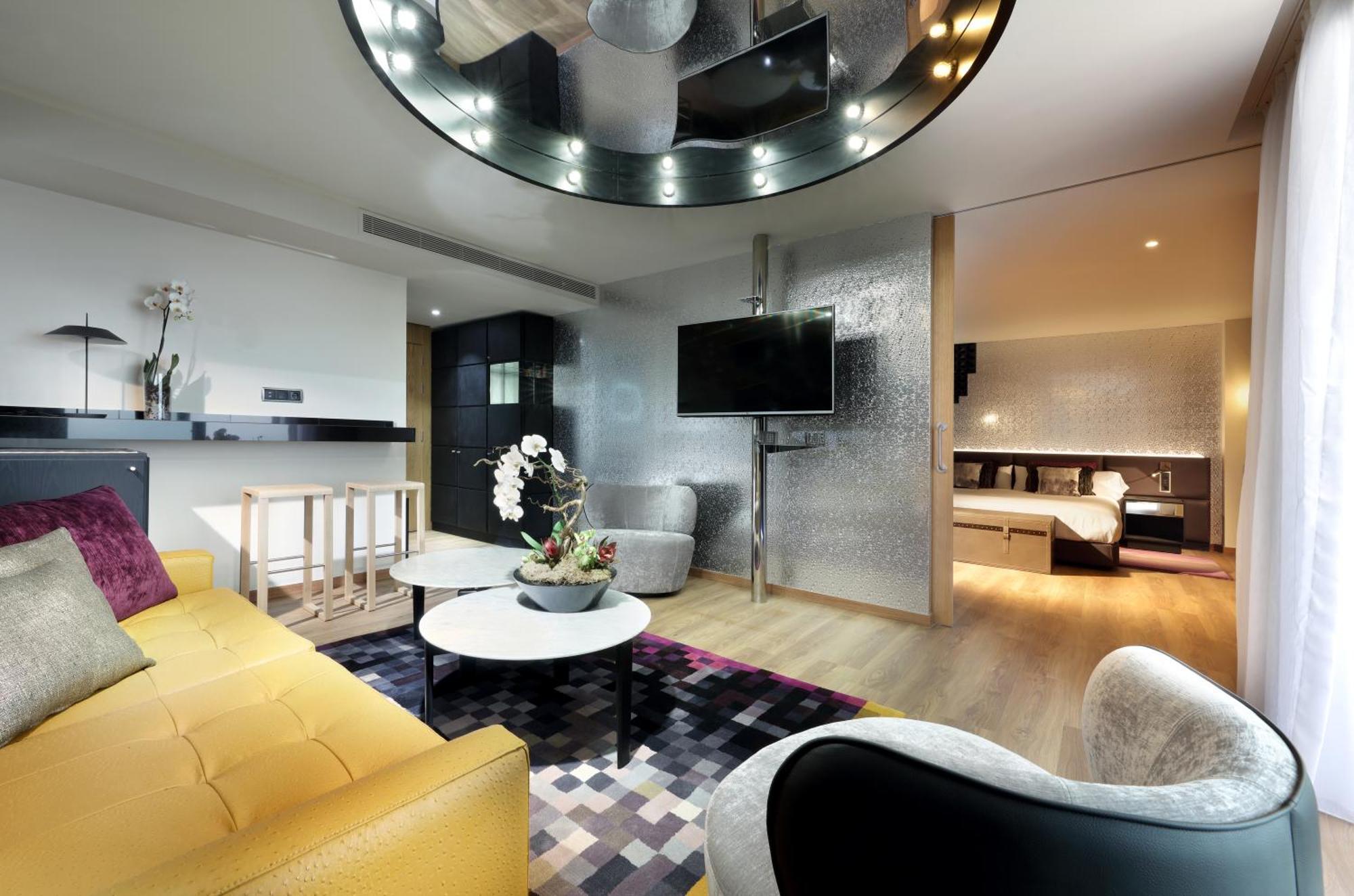 Diamond Suite