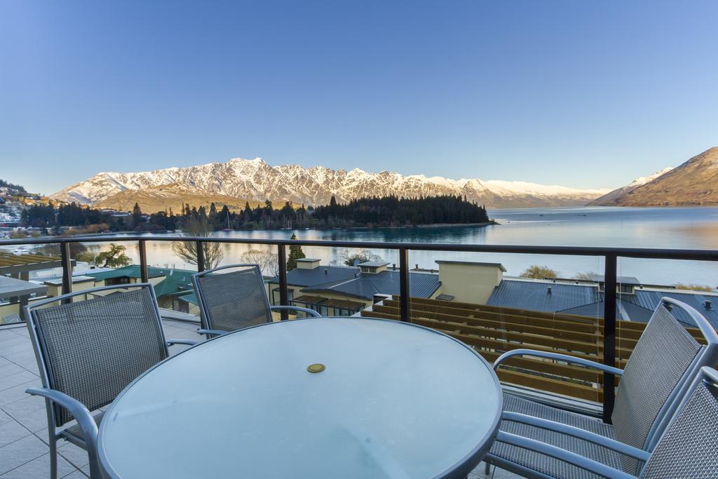 Three-bedroom lake view apartment,1213177555:JPEG